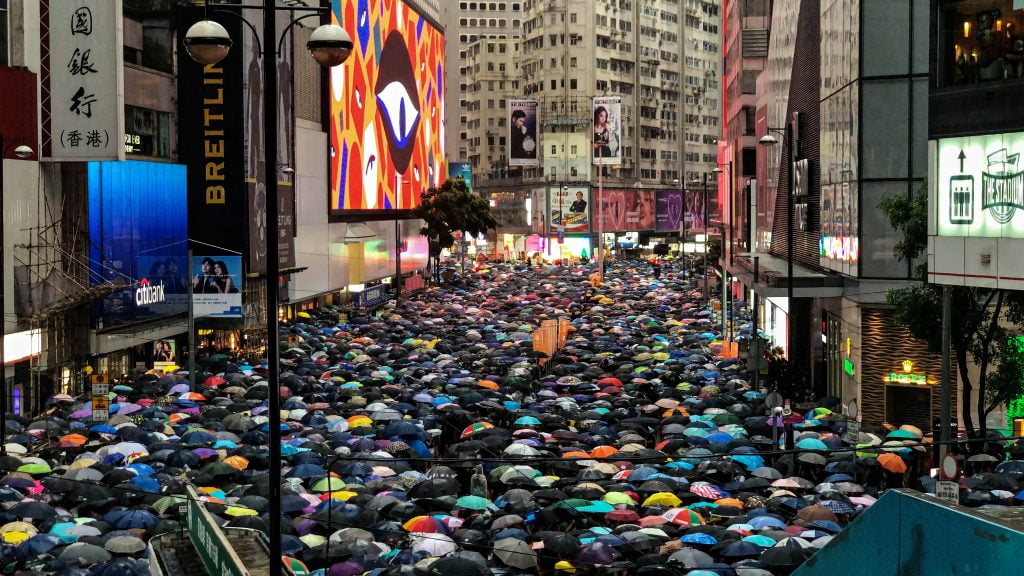 A crowd of protesters gathered in at Causeway Bay, Hong Kong in August 2019. (Studio Incendo, Flickr) : Studio Incendo, Flickr