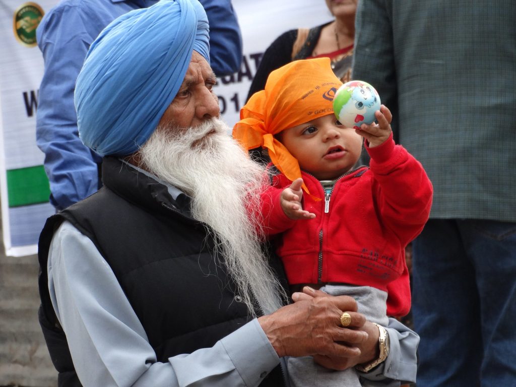 Families in India are getting smaller. : Adam Jones/Flickr