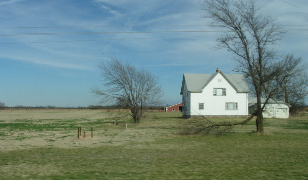 A Kansas farmhouse may be humble, but if it’s a place of safety, warmth and happiness – a home – it is irreplaceable: Janice Waltzer, Flicker. CC-BY-2.0: https://creativecommons.org/licenses/by/2.0/legalcode