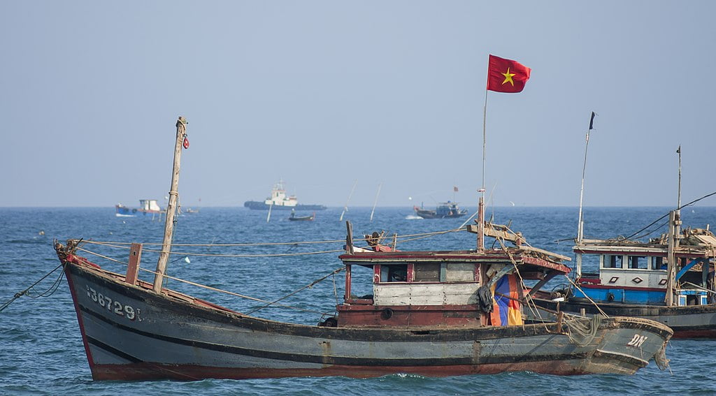 Motivation for illegal fishing in Vietnam is high and aided by lacklustre enforcement. : CEphoto, Uwe Aranas CC BY 3.0