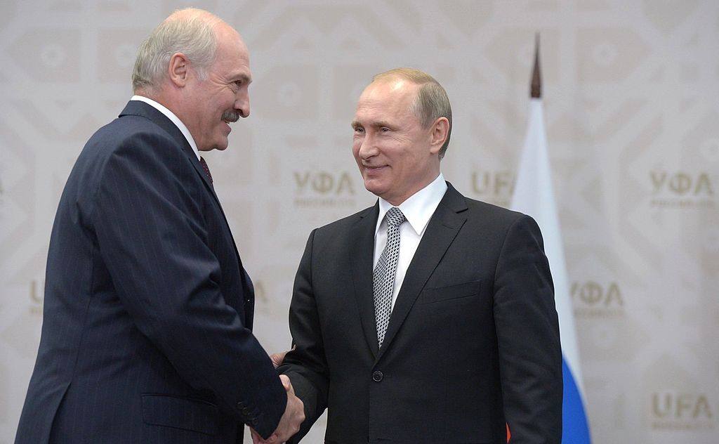 Belarussian President Aleksandr Lukashenko (left) has expanded his country’s death penalty laws amid unofficial involvement with Russian President Vladimir Putin’s (right) invasion of Ukraine. : Пресс-служба Президента России, Wikimedia Commons. CC BY 4.0