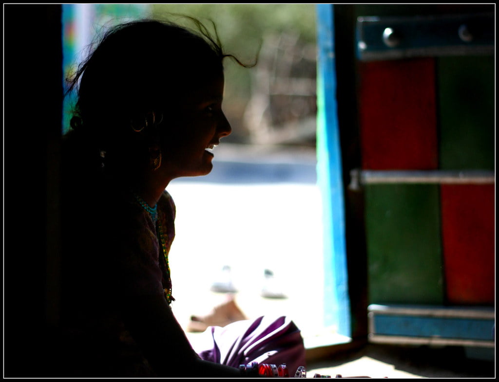 Vulnerable girls in India received none of the benefits of their citizenship rights and so they do not fear losing those rights. : Abhisek Sarda, Flickr (https://bit.ly/3HwtuzW) CC BY 2.0