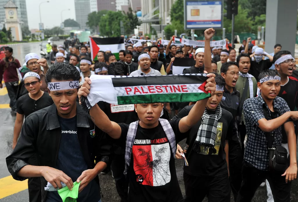 Advocating for Palestinian statehood has been part of Malaysian foreign policy for decades. : Photo by Firdaus Latif available at https://tinyurl.com/39kez8fp CC BY-SA 2.0
