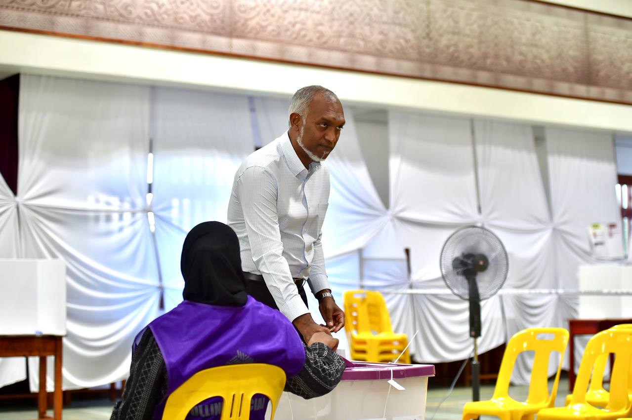 Mohammad Muizzu votes in the Maldives parliamentary election. Muizzu’s party, the People’s National Congress (PNC), secured more than two-thirds majority of the 93-seat parliament. : https://presidency.gov.mv/ Public Domain
