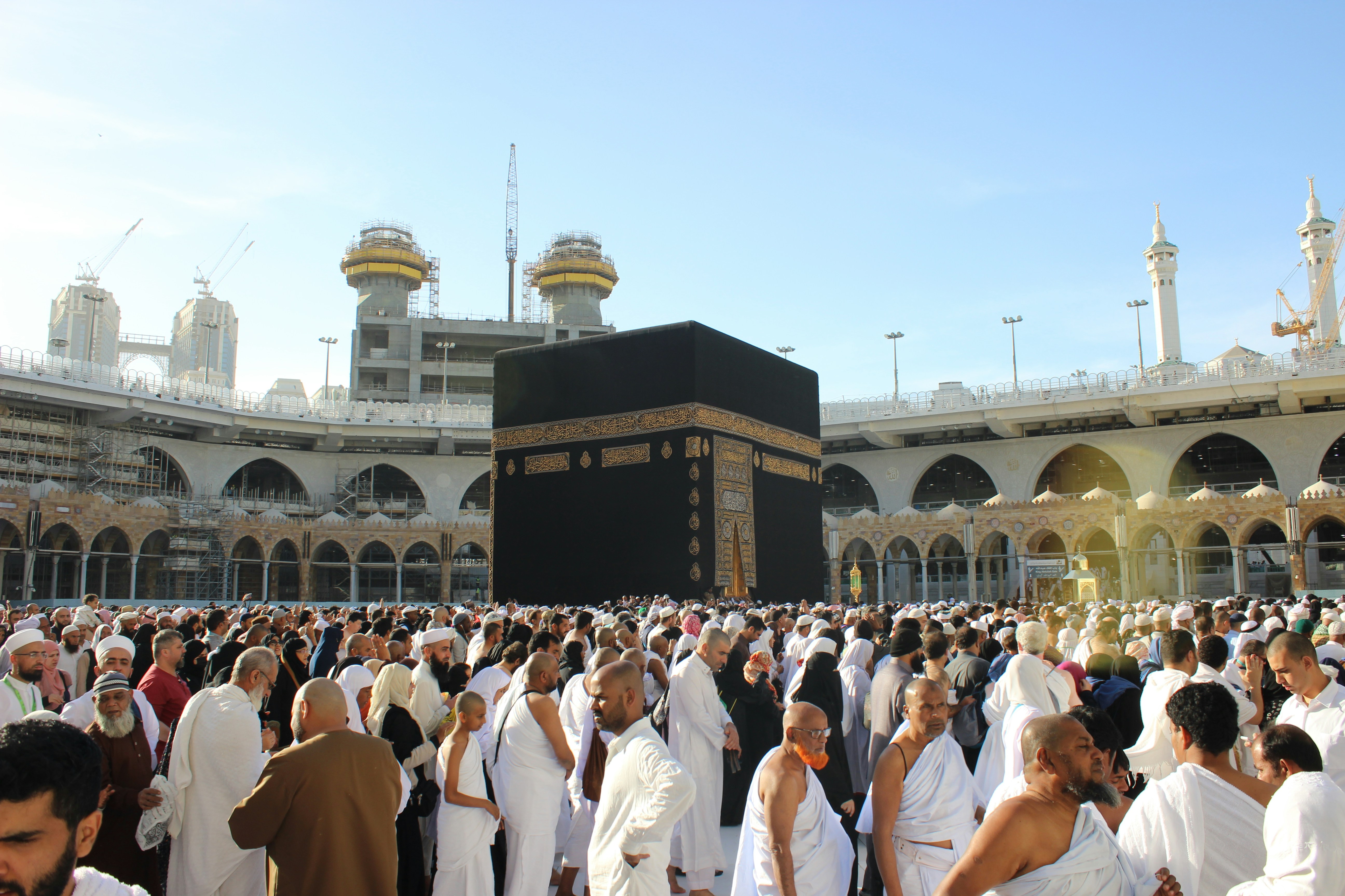 Undeterred by the scorching heat, pilgrims are determined to fulfil the Haj rituals : ibrahim uz, Unsplash Unsplash license