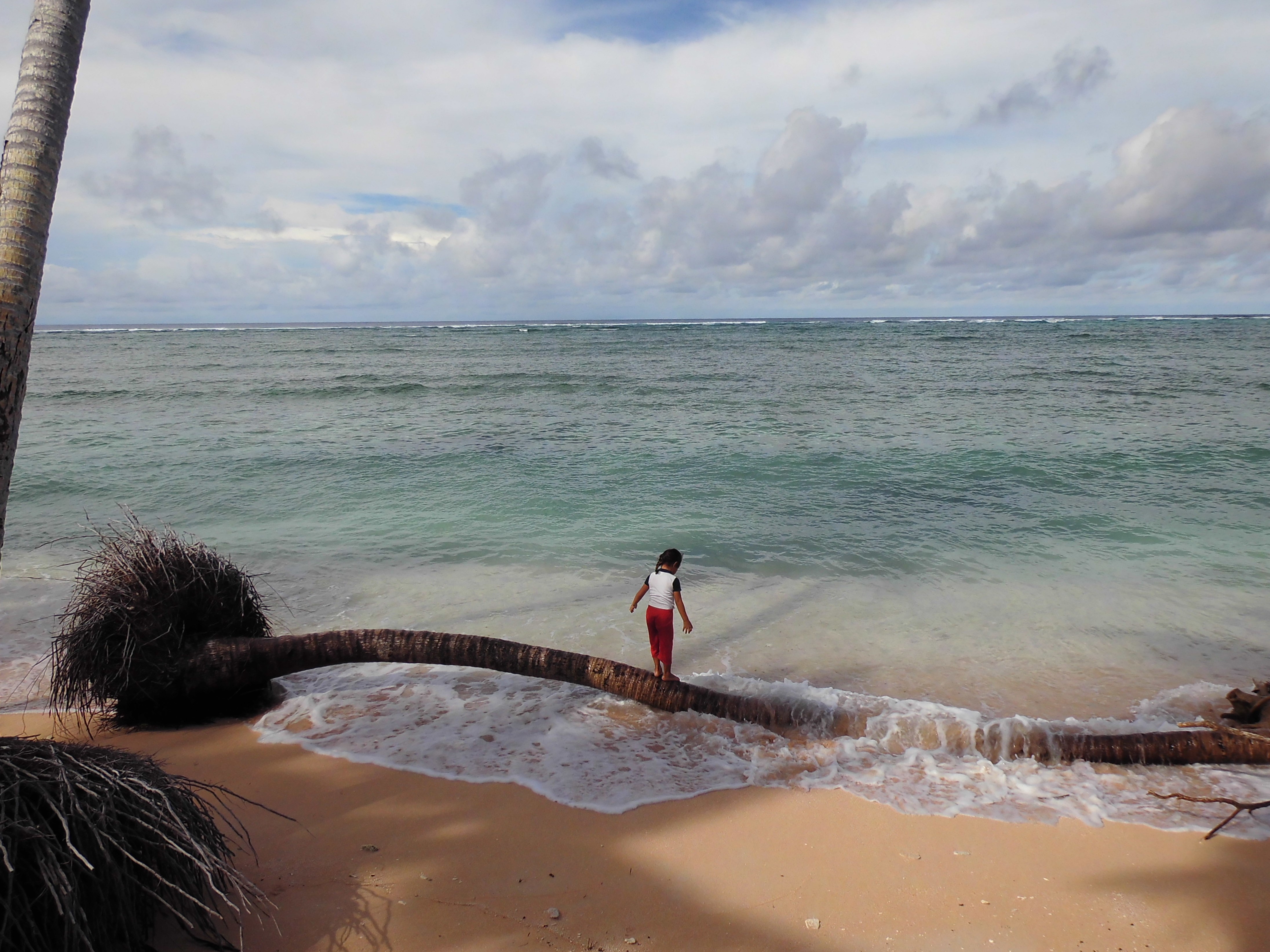 Pacific leaders adopted an agreement in 2023 to ensure that countries in the region are able to respond to the impacts of climate change, including in relation to mobility. : ‘Tuvalu’ by UNDP Climate via Flickr https://flic.kr/p/H1Bspp CC BY-NC 2.0