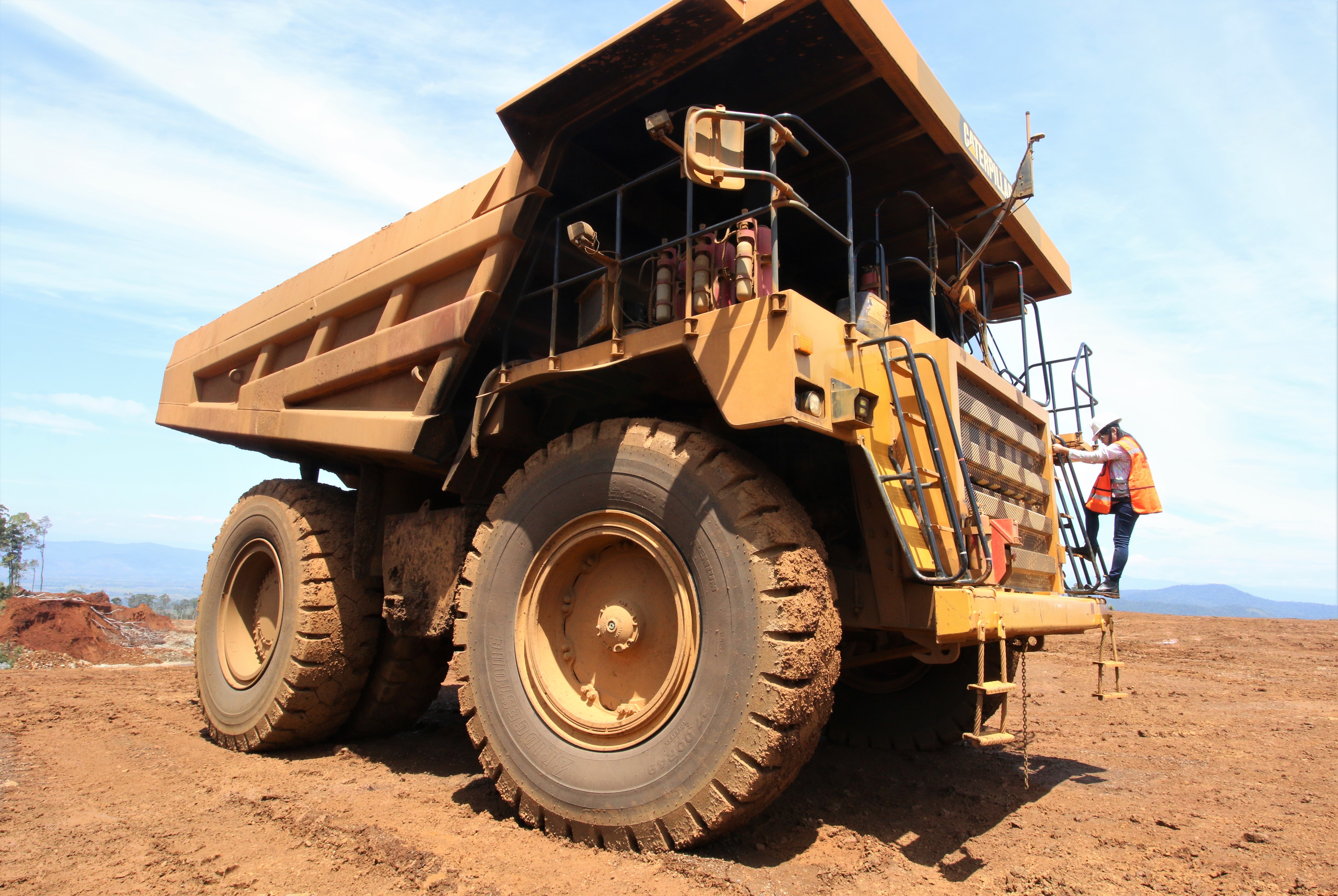 Nickel mining in Indonesia is booming but local communities are complaining of the damage it’s causing to the environment and their health and livelihoods. : Wikimedia Commons: Mirwanto Muda CC BY-SA 4.0