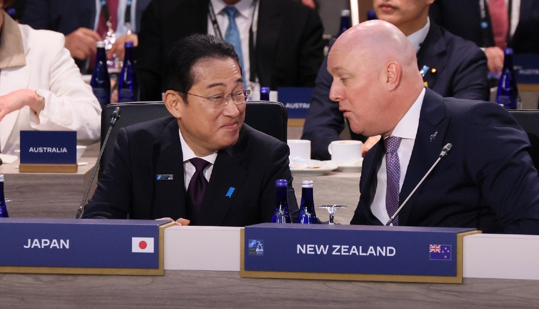 Japan PM Fumio Kishida and New Zealand PM Christopher Luxon have strengthened their countries’ shared commitment to safeguarding the Pacific. : Prime Minister’s office of Japan via Wikimedia Commons CCBY4.0