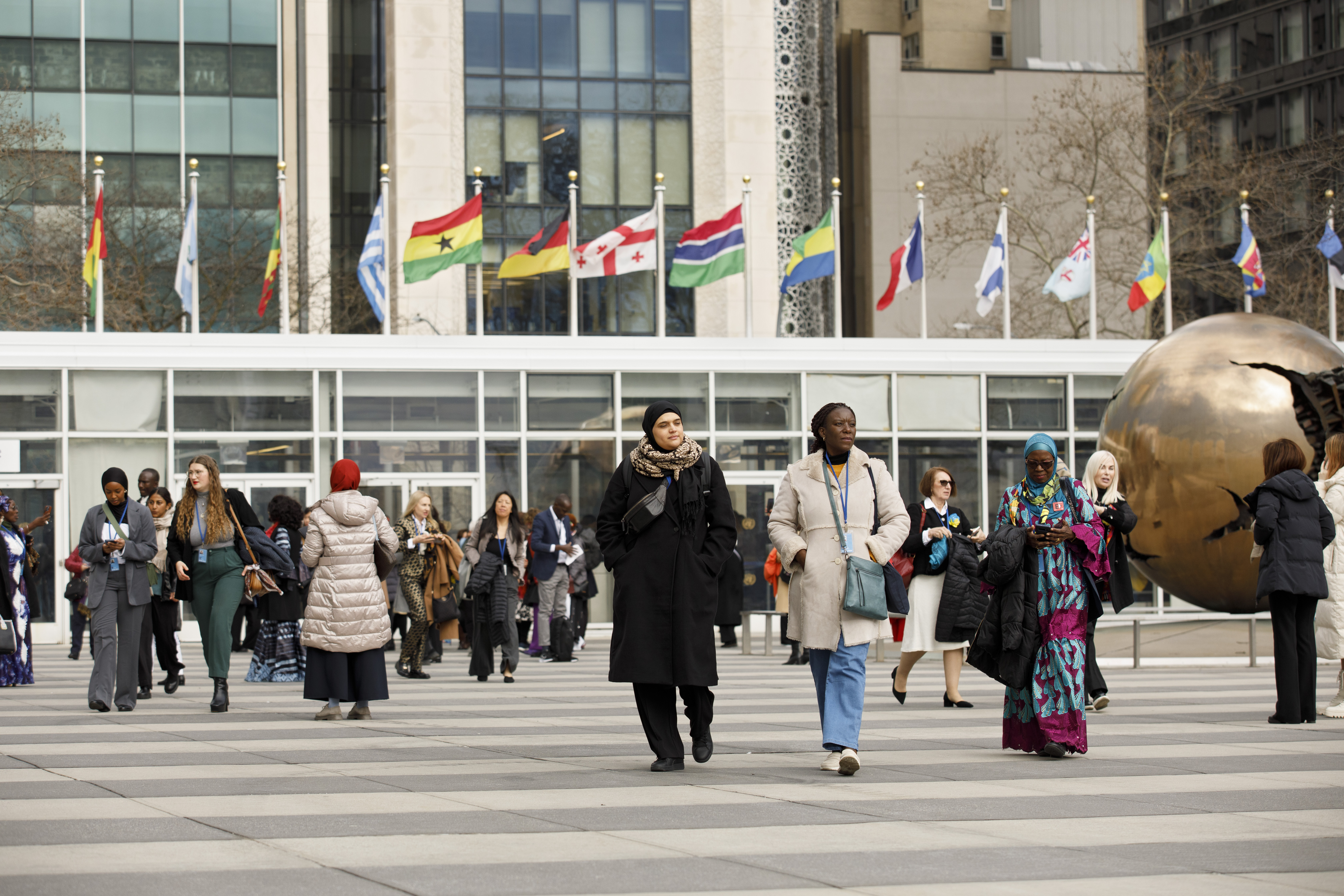 Women across the globe are driving impactful climate action, from grassroots initiatives to global policy, yet remain underrepresented in decision-making roles. : UN Women/Ryan Brown (Flickr) CC BY-NC-ND 2.0