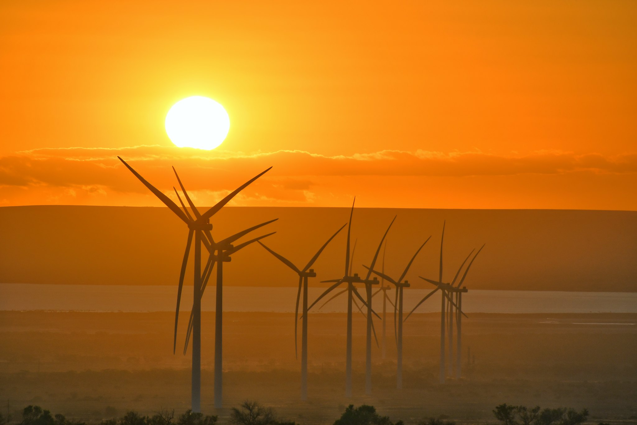 Australia’s main electricity grid is on track for 80 percent clean energy by 2030. : ‘Port Augusta Renewable Energy Park’ by John Morton via Flickr https://flic.kr/p/2o1RN3d CC-BY-SA 2.0